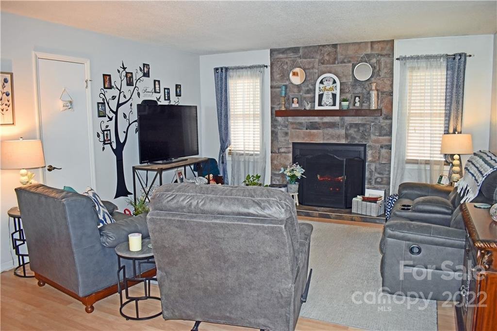 Property image 1 at 119 23rd Street, Hickory, NC 28601