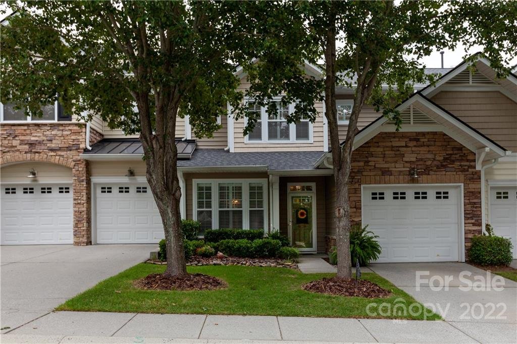 Property image 1 at 586 Pine Links Drive, Tega Cay, SC 29708