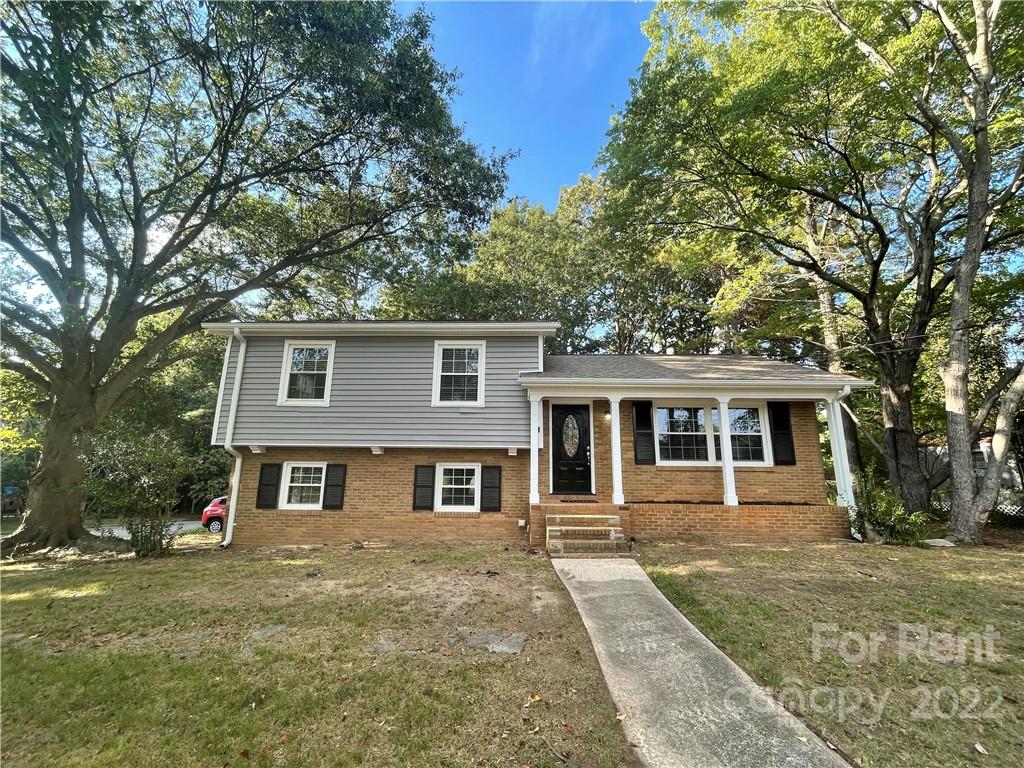 Property image 1 at 1700 Dixon Road, Gastonia, NC 28054