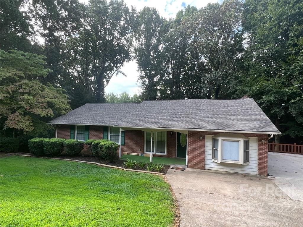 Property image 1 at 247 Spring Shore Road, Statesville, NC 28677