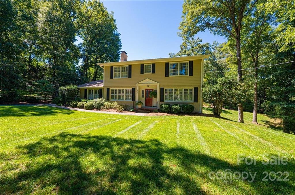 Property image 1 at 241 36th Avenue Circle, Hickory, NC 28601