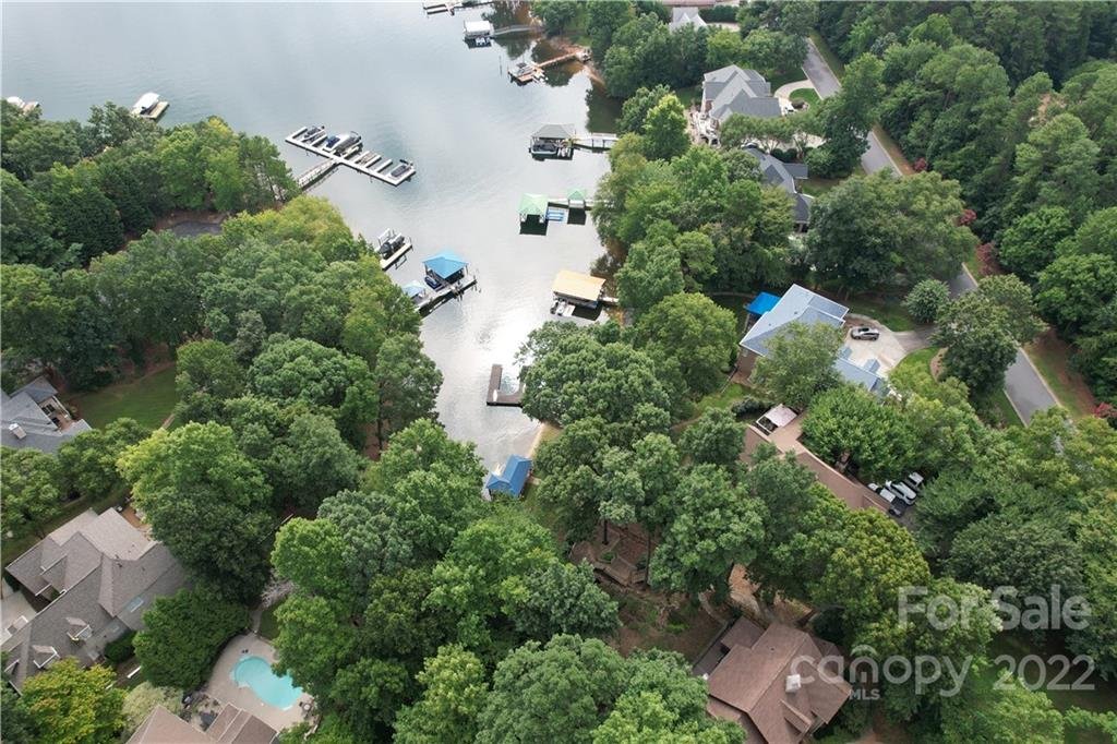 Property image 1 at 27 Westbay Road, Denver, NC 28037