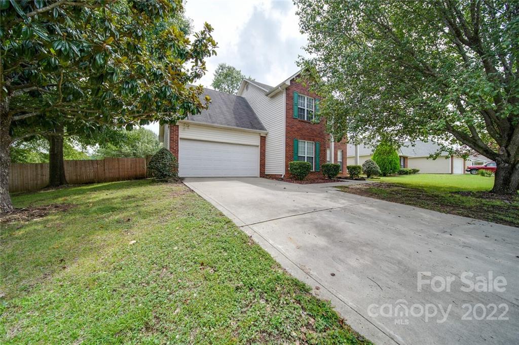 Property image 1 at 4679 Falcon Chase Drive, Concord, NC 28027