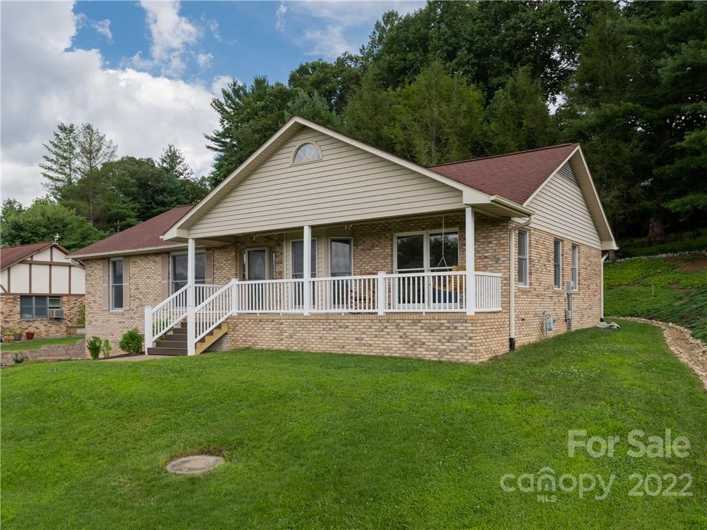 125 Mountain Valley Drive