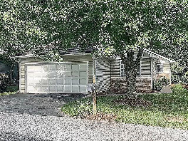 Property image 1 at 302 Creeks End Circle, Mills River, NC 28759