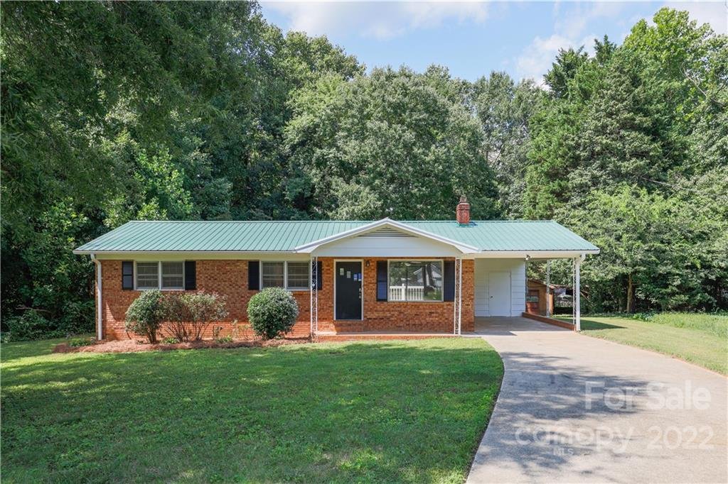 Property image 1 at 111 Dove Circle, Statesville, NC 28625