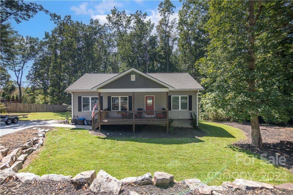 Property image 1 at 223 Mansfield Street, Hendersonville, NC 28791