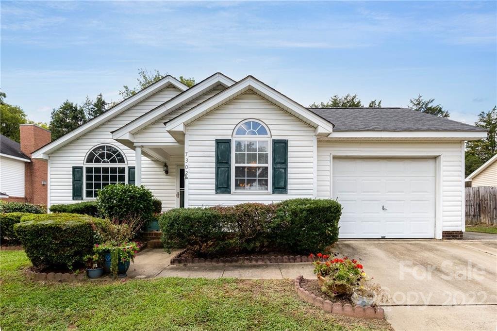 Property image 1 at 7302 Flodden Field Court, Charlotte, NC 28217