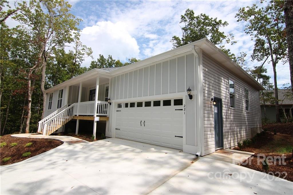 Property image 1 at 221 Dublin Lane, Columbus, NC 28722