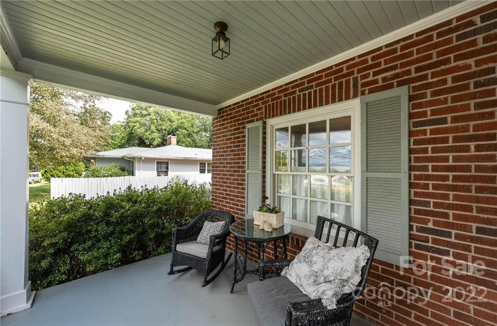 Property image 1 at 1306 12th Street Drive, Hickory, NC 28601