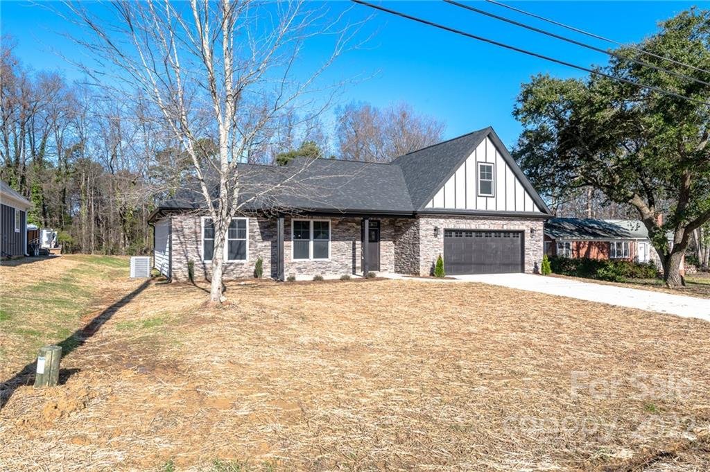 Property image 1 at 609 Gray Drive, Charlotte, NC 28213