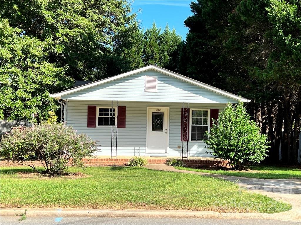 Property image 1 at 112 N 10th Street, Belmont, NC 28012