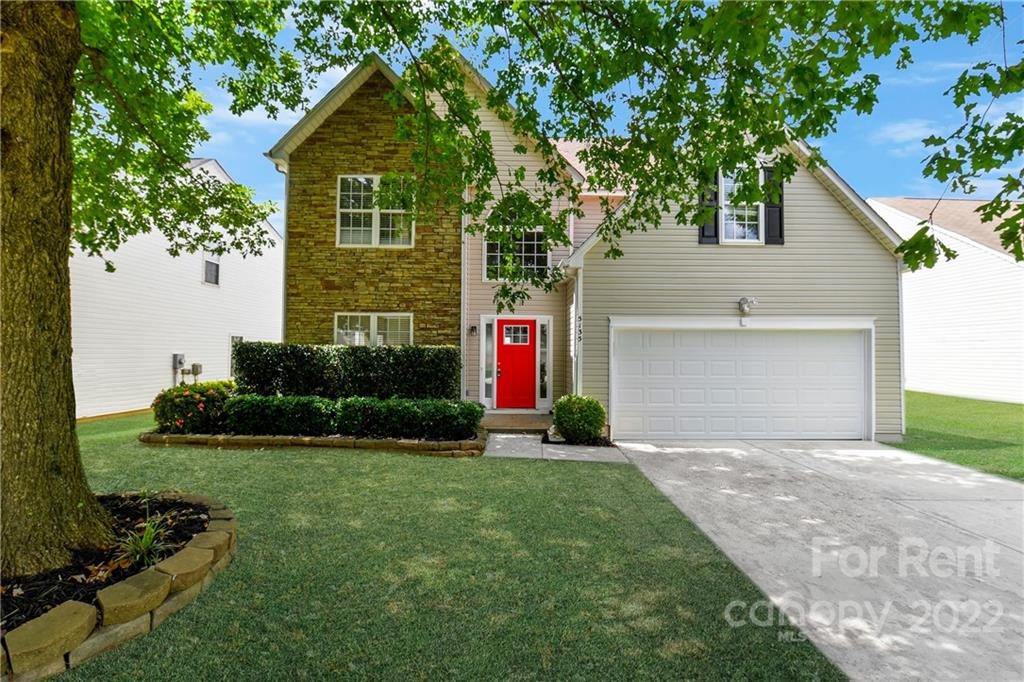 Property image 1 at 5135 Kiev Drive, Charlotte, NC 28216