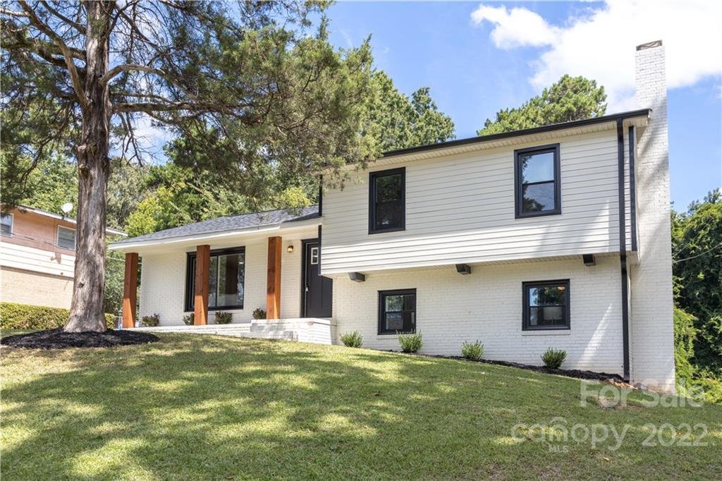 Property image 1 at 7445 Briardale Drive, Charlotte, NC 28212