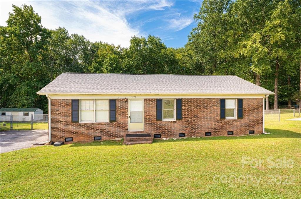 Property image 1 at 4579 Bethel Church Road, Hickory, NC 28602