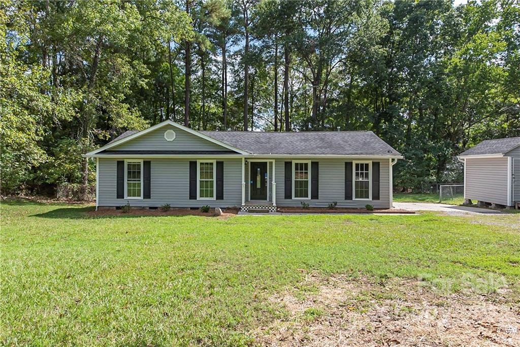 4939 Country Oaks Drive