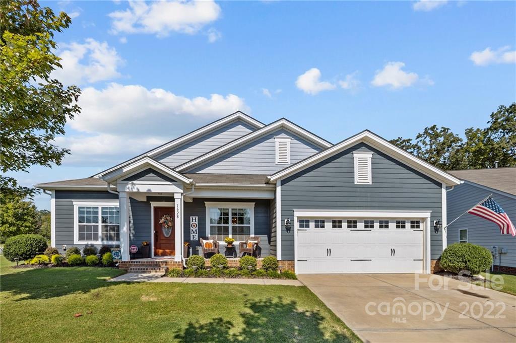Property image 1 at 1628 Spring Blossom Trail, Fort Mill, SC 29708