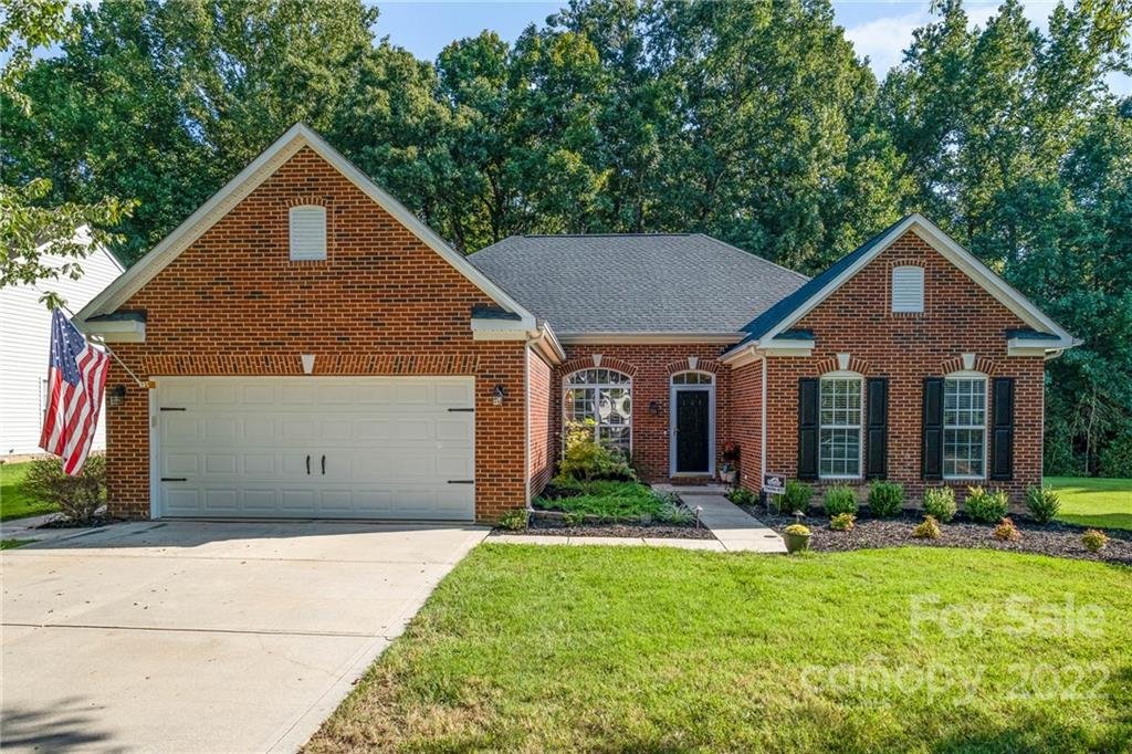 Property image 1 at 131 Northland Avenue, Mooresville, NC 28115