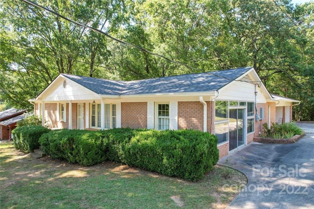 Property image 1 at 210 Cliffside Drive, Kannapolis, NC 28081