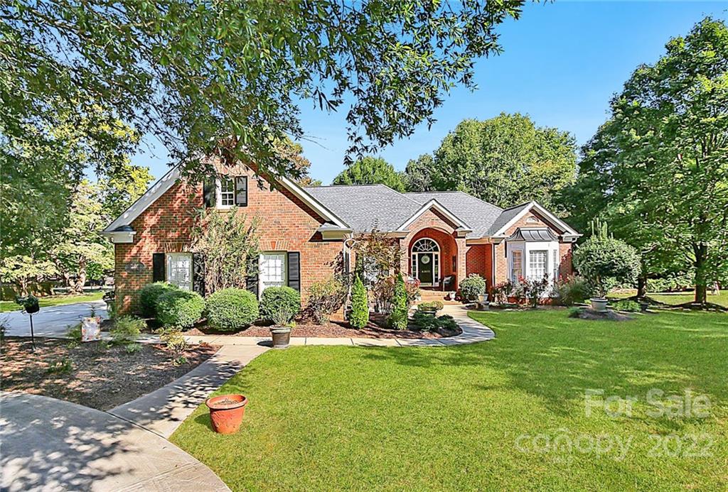 Property image 1 at 6322 Robin Hollow Drive, Mint Hill, NC 28227