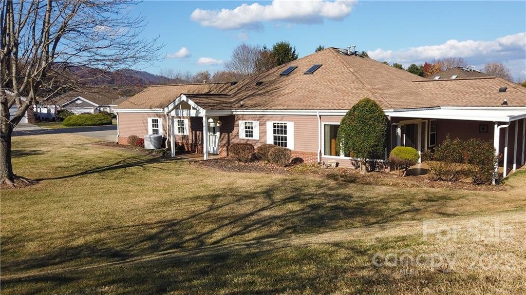Property image 1 at 2 B Heather Way, Candler, NC 28715