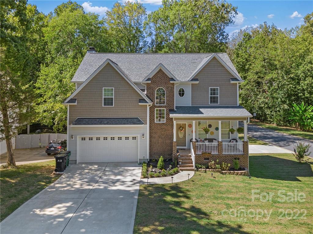Property image 1 at 6821 Loretta Place, Charlotte, NC 28215
