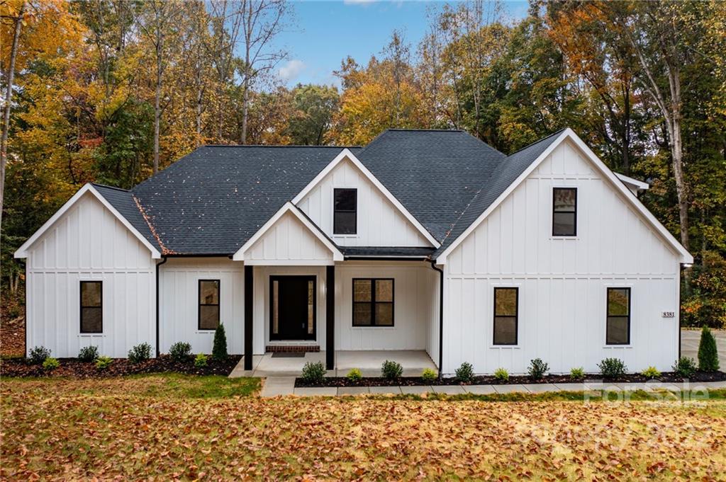 Property image 1 at 8381 Paso Fino Lane, Catawba, NC 28609