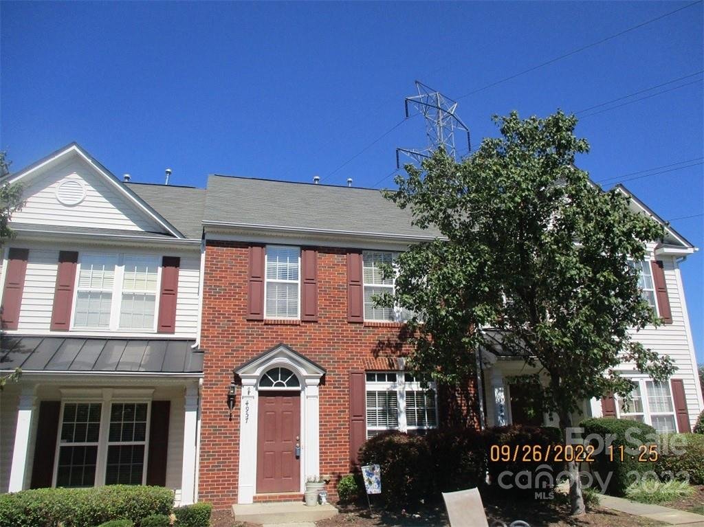 Property image 1 at 4957 Sunburst Lane, Charlotte, NC 28213