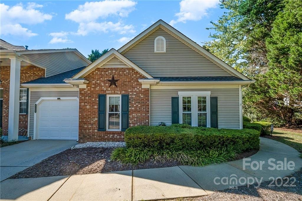 Property image 1 at 8700 Cinnabay Drive, Charlotte, NC 28216