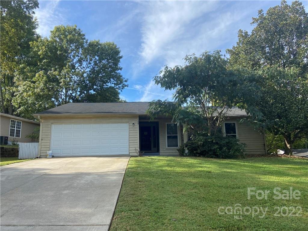 Property image 1 at 139 Vista Grande Circle, Charlotte, NC 28226