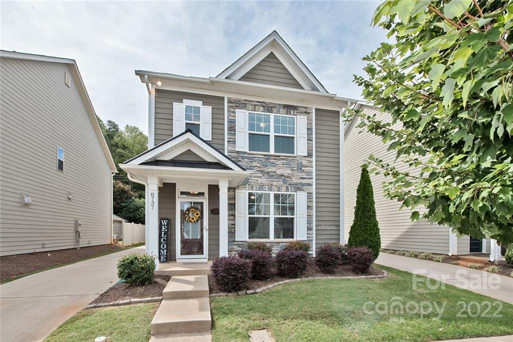 Property image 1 at 8737 Aspinwall Drive, Charlotte, NC 28216