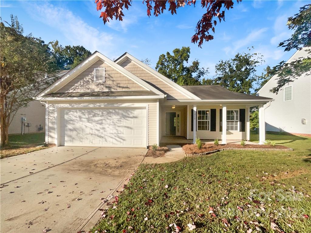 Property image 1 at 1215 Catawba Run, Lowell, NC 28098