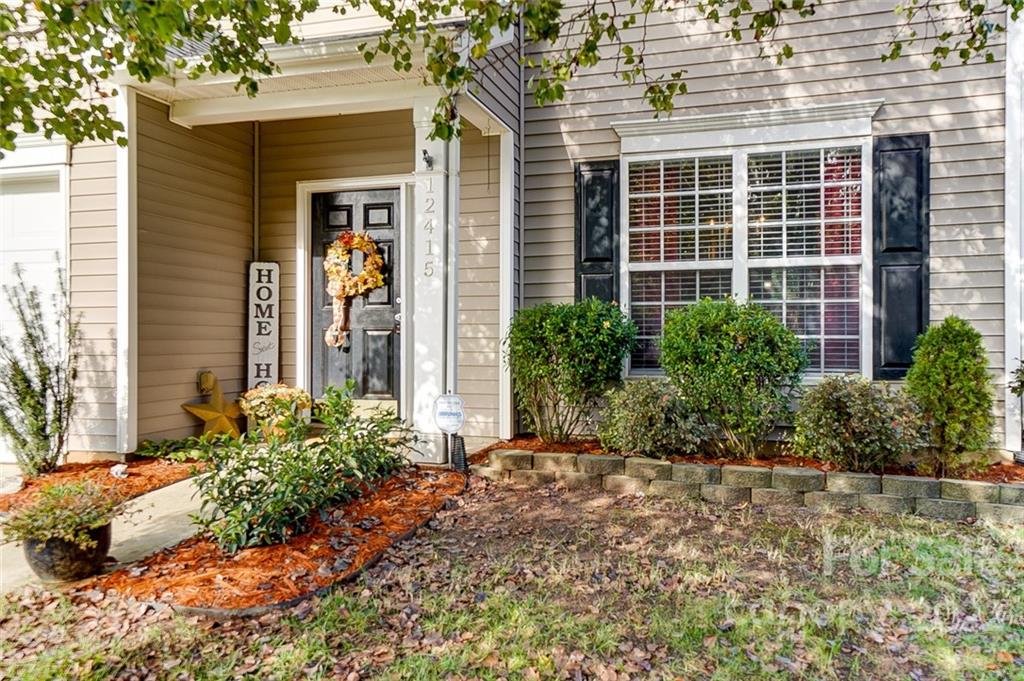 12415 Oakton Hunt Drive