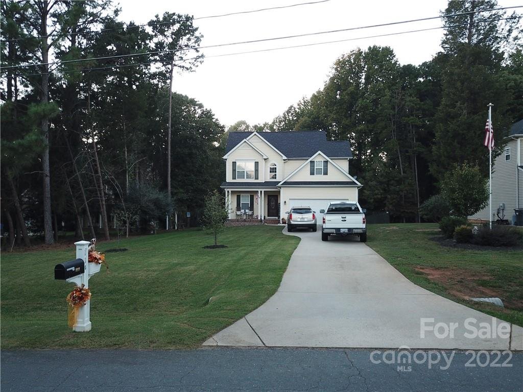 Property image 1 at 114 Hazelton Loop, Mooresville, NC 28117