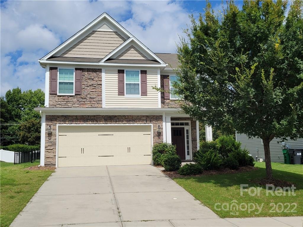 Property image 1 at 13423 Morgan Lee Avenue, Charlotte, NC 28213