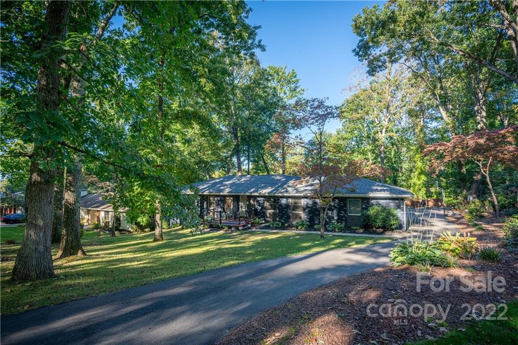 Property image 1 at 56 Rathfarnham Road, Asheville, NC 28803