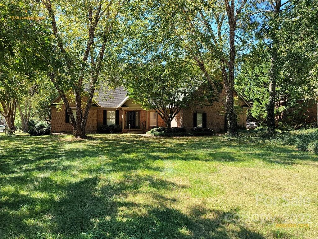 Property image 1 at 1136 Concord Road, Davidson, NC 28036