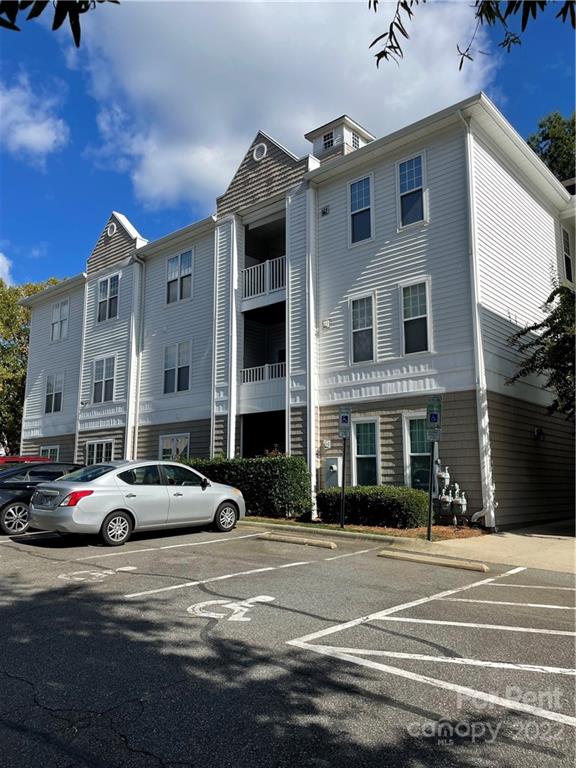 Property image 1 at 18605 Ruffner Drive, Cornelius, NC 28031