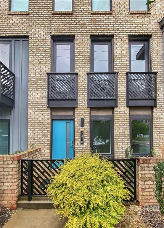 Property image 1 at 2418 Dunavant Street, Charlotte, NC 28203