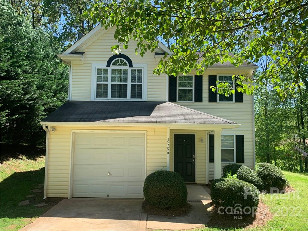 Property image 1 at 5906 Lawnmeadow Drive, Charlotte, NC 28216