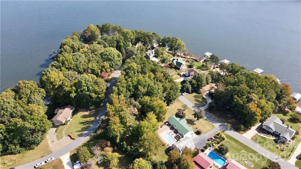 Property image 1 at 9627 Riviera Drive, Sherrills Ford, NC 28673