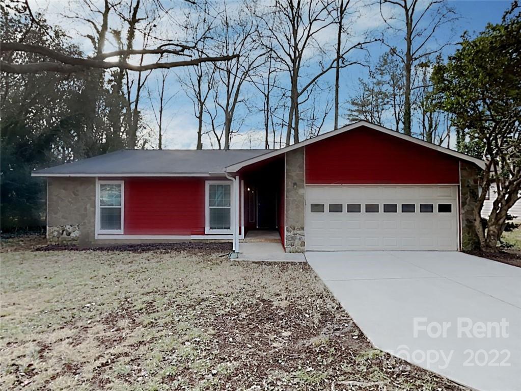 Property image 1 at 4700 Cricklewood Lane, Charlotte, NC 28212