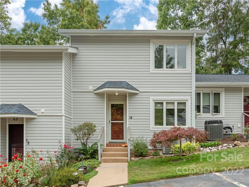 Property image 1 at 14 Hollybrook Drive, Asheville, NC 28803