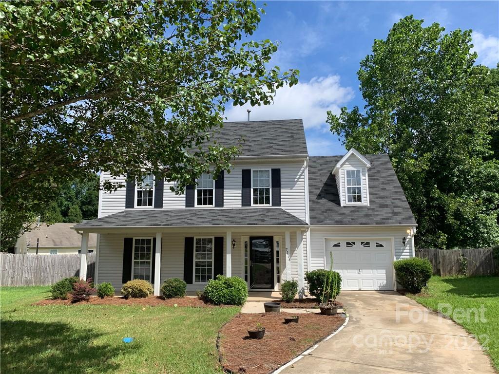 Property image 1 at 7136 Roaming Path Court, Charlotte, NC 28214
