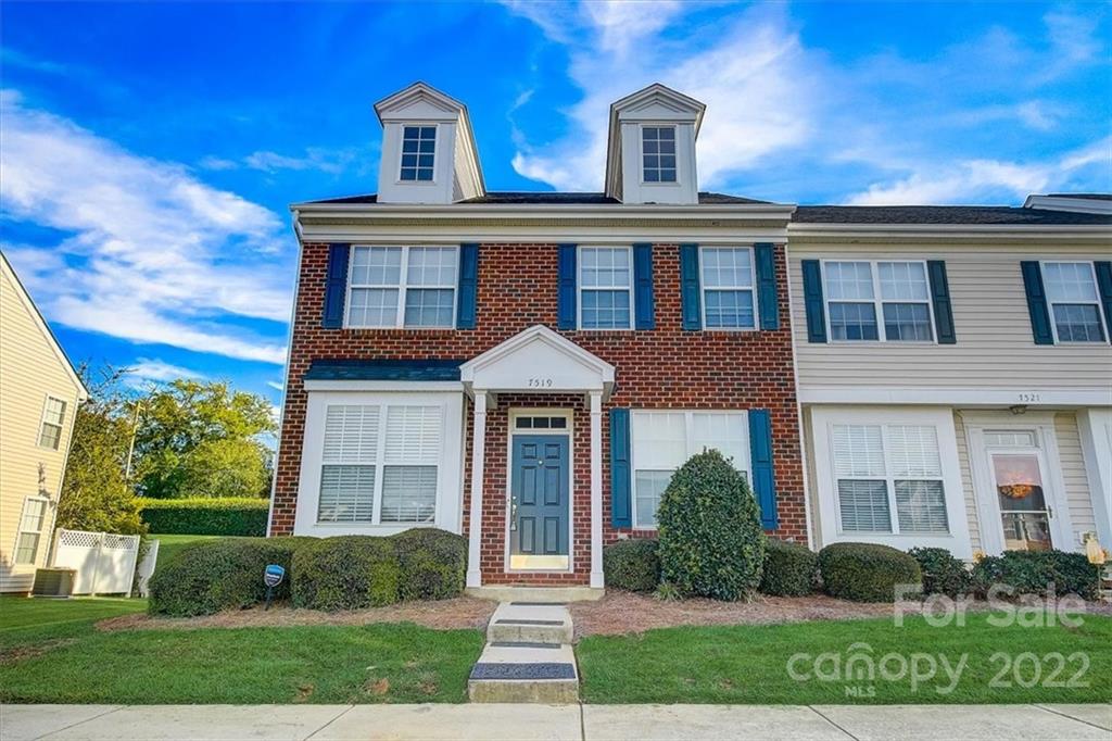 Property image 1 at 7519 Bluff Point Lane, Denver, NC 28037