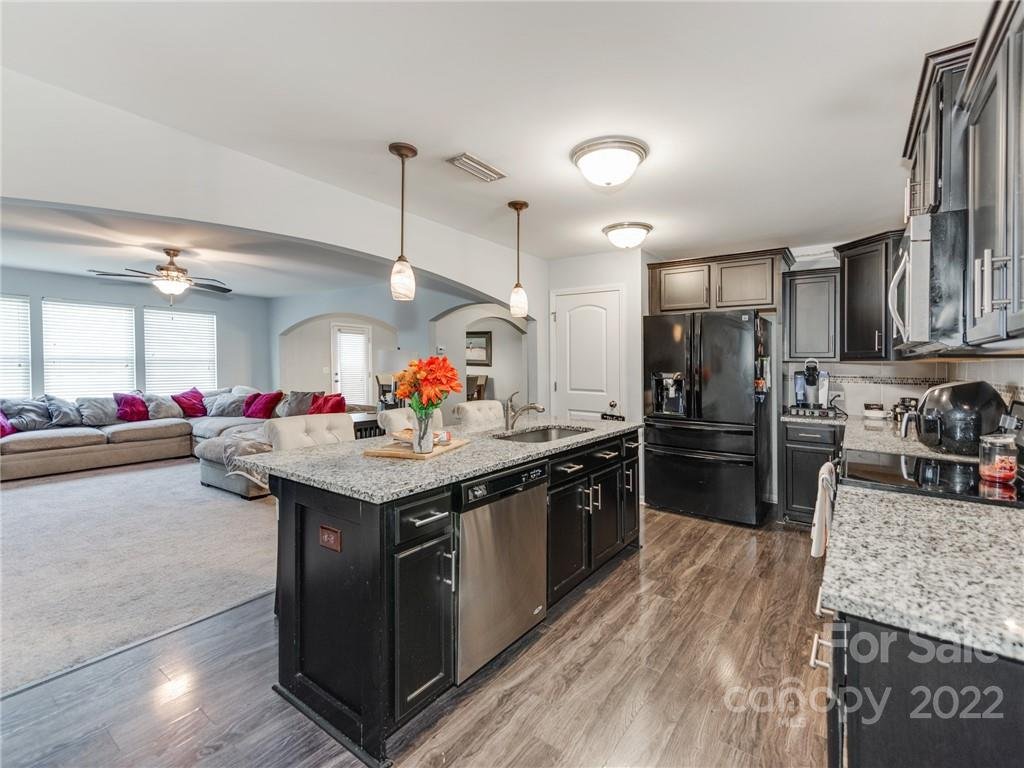 Property image 1 at 909 Sherman Street, Gastonia, NC 28052