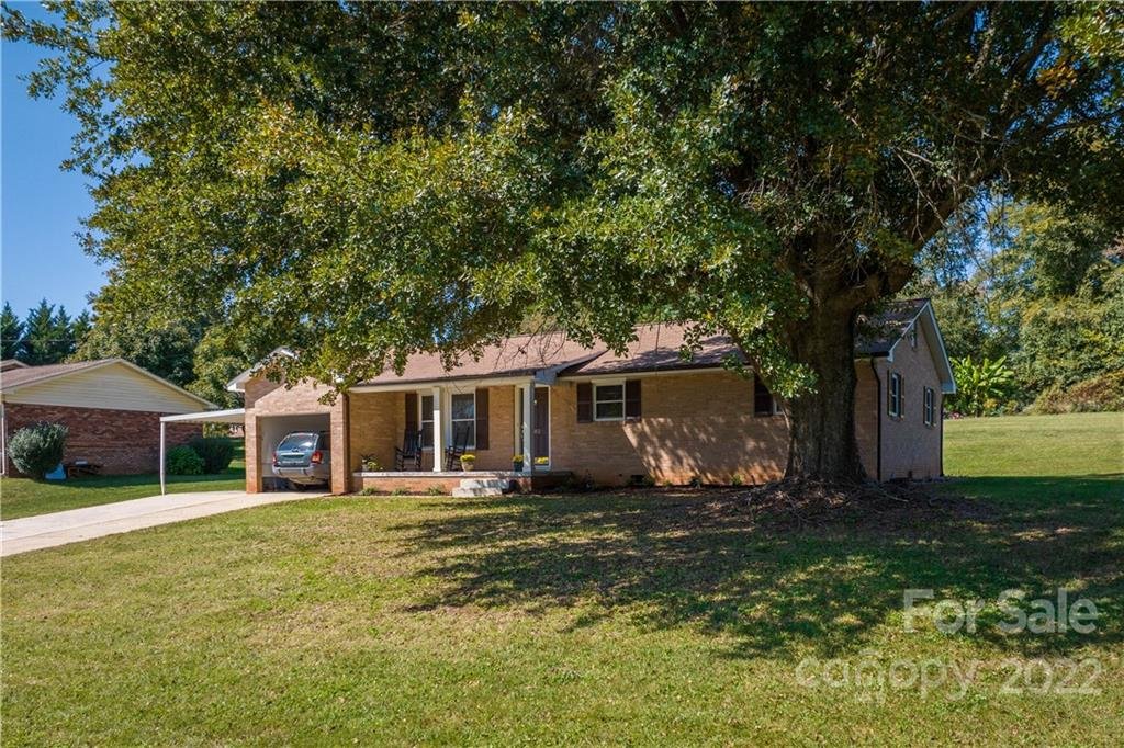 Property image 1 at 102 Maplewood Drive, Morganton, NC 28655