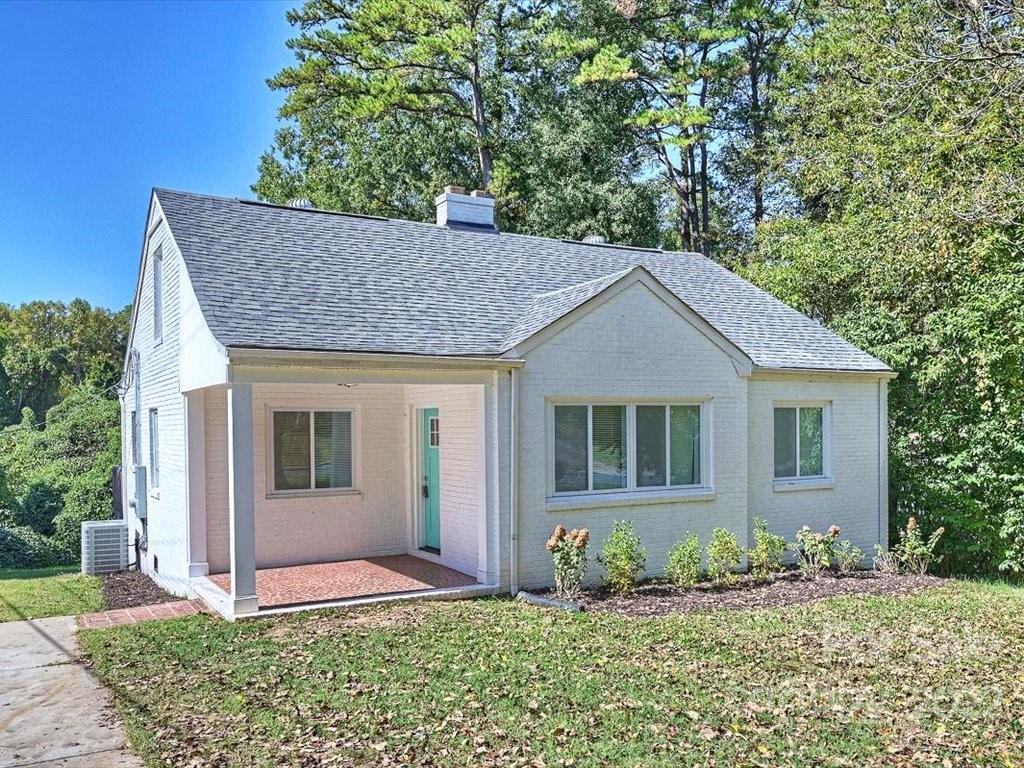 Property image 1 at 2634 Beech Nut Road, Charlotte, NC 28208