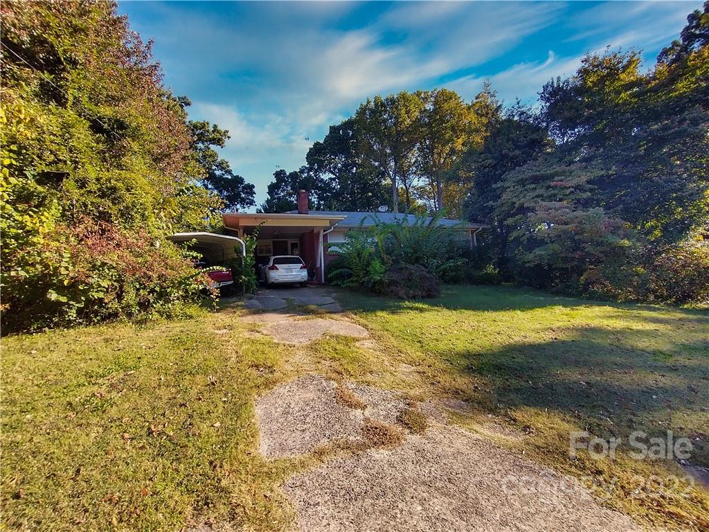 Property image 1 at 1008 Tanglewood Drive, Gastonia, NC 28054