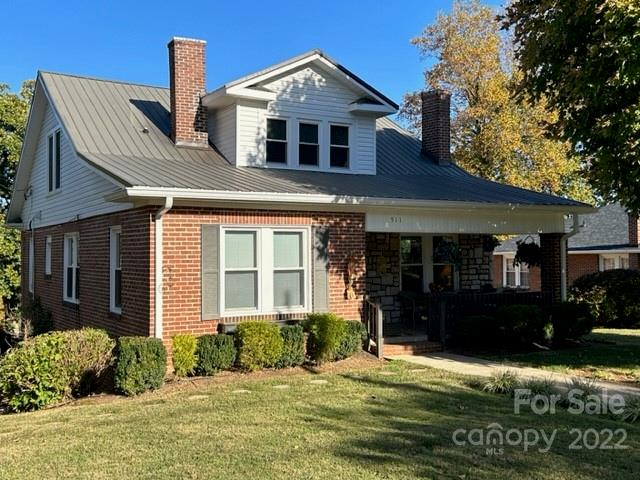 Property image 1 at 511 Kentwood Street, Lenoir, NC 28645
